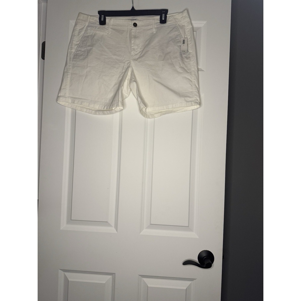 Old Navy Chino Shorts Size 14 White Nwt